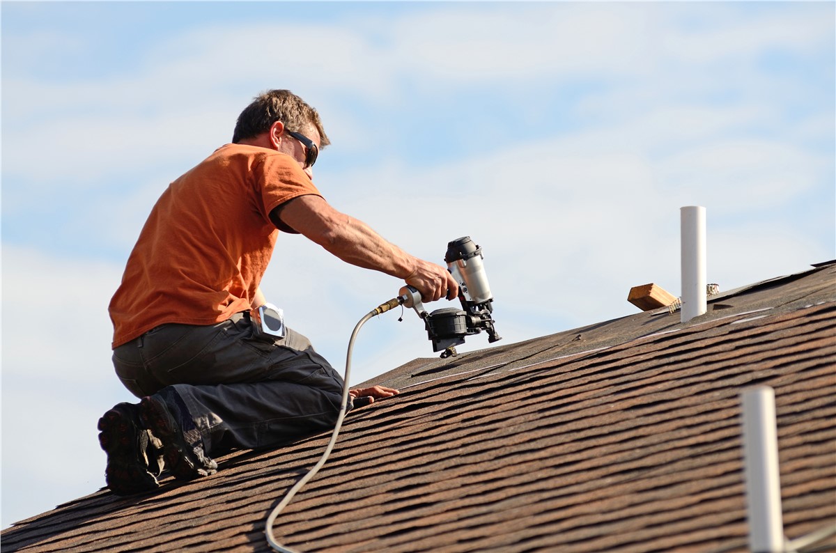 Expert roof repair offering  roofing in Dallas Texas