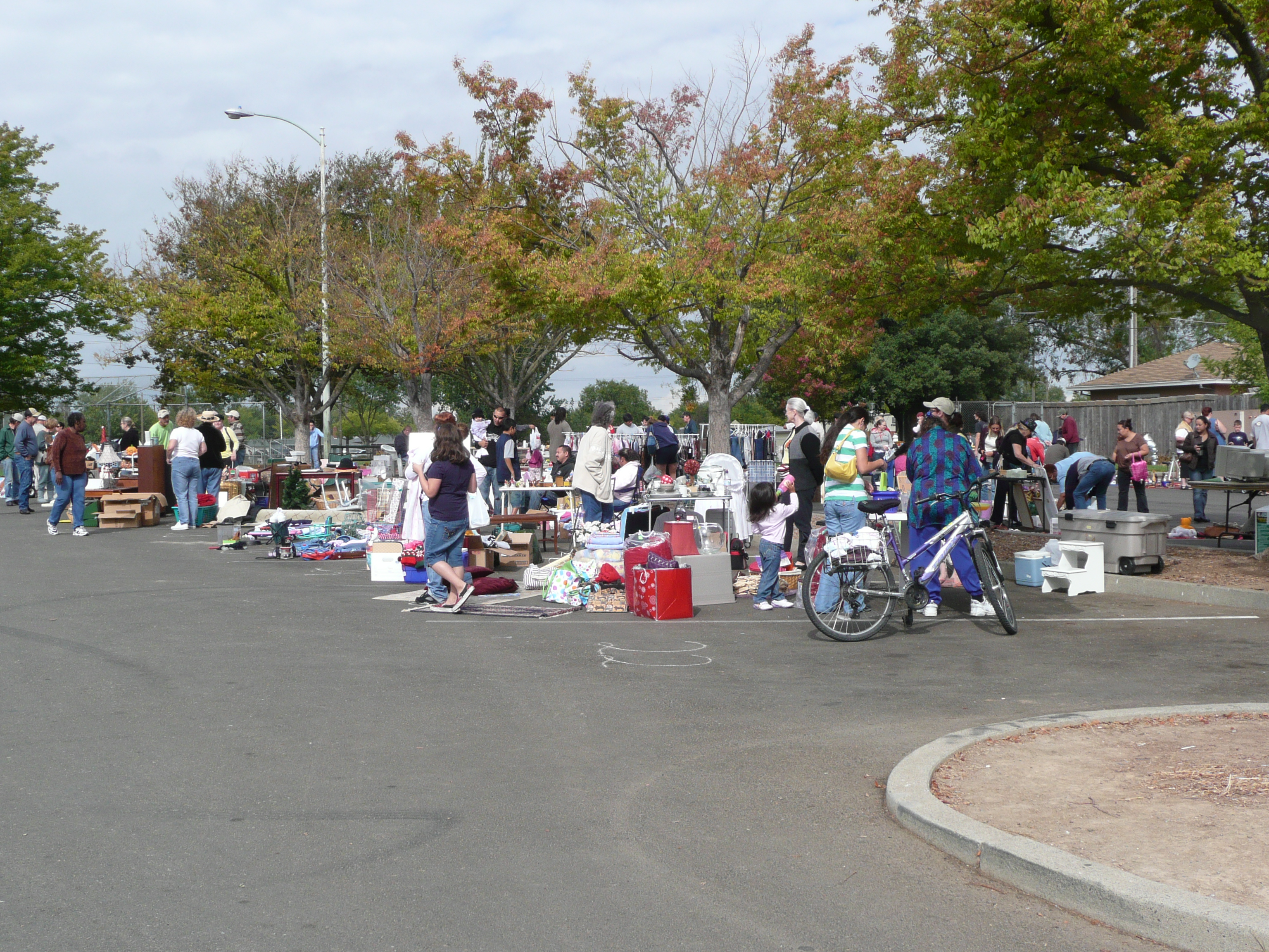 Huge Community Yard Sale at Howe Park October 6th