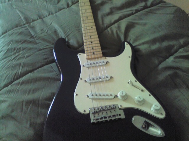 1990 Fender Stratocaster & Fender Amp + misc