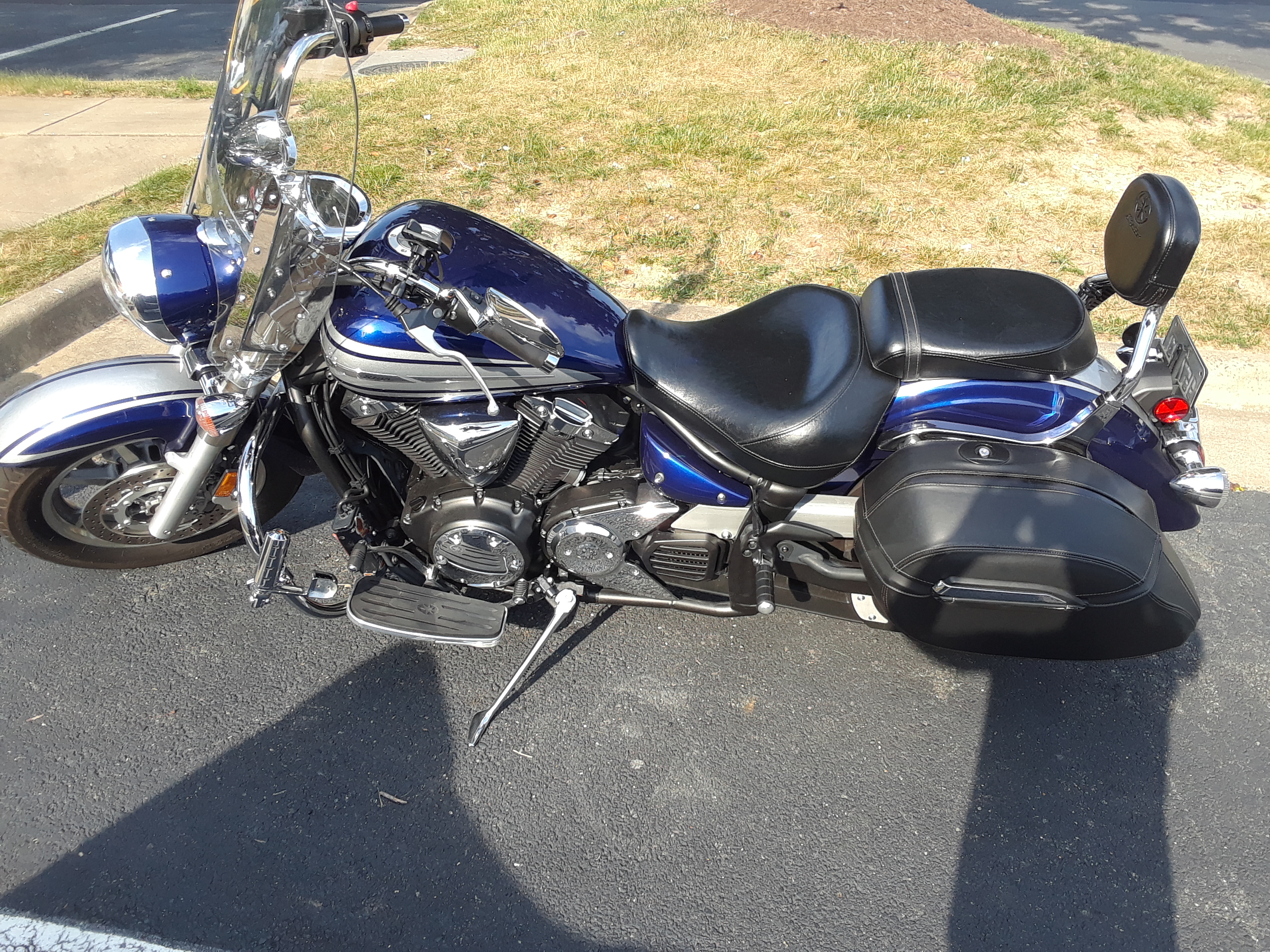 Yamaha vstar 1300 cruiser