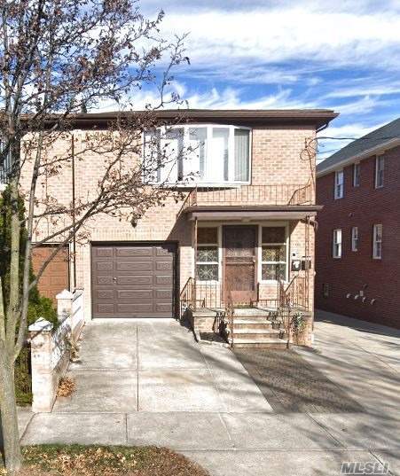 ID: (LEP) Brick 2 Family House For Sale In Whitestone