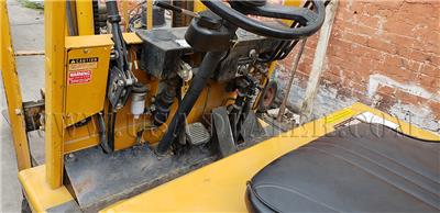 KOMATSU FB15M-2 ELECTRIC 2,670 CAPACITY FORKLIFT