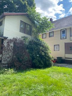 Private apartment for rent in Jamestown South.