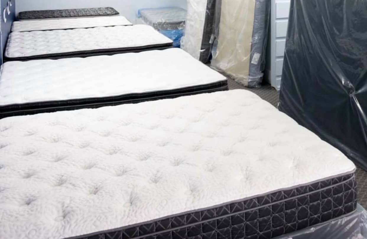Pennysaver 75 Off Of All Mattresses And Box Springs Set In Anne