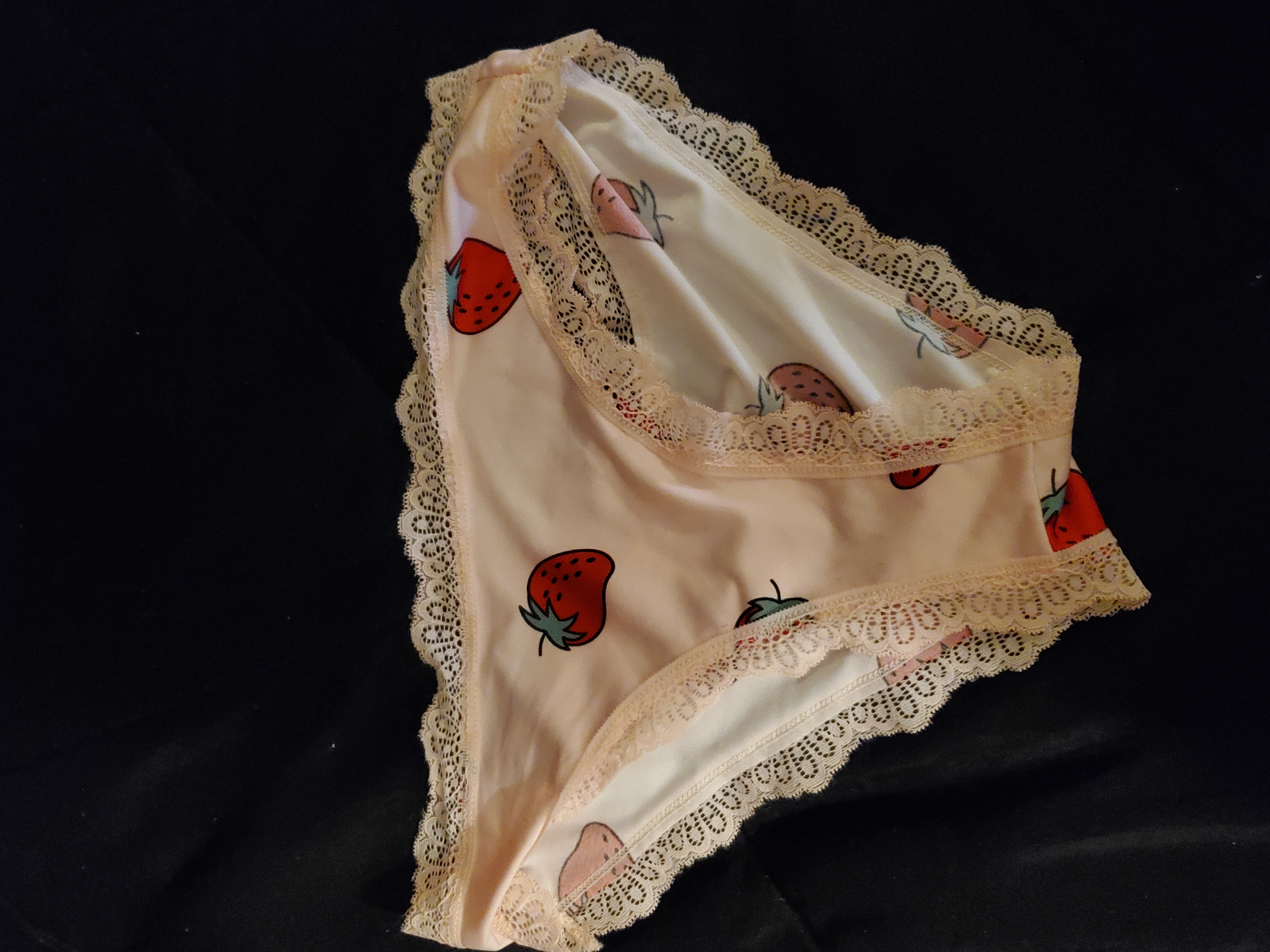 Used Women’s Panties and Thongs