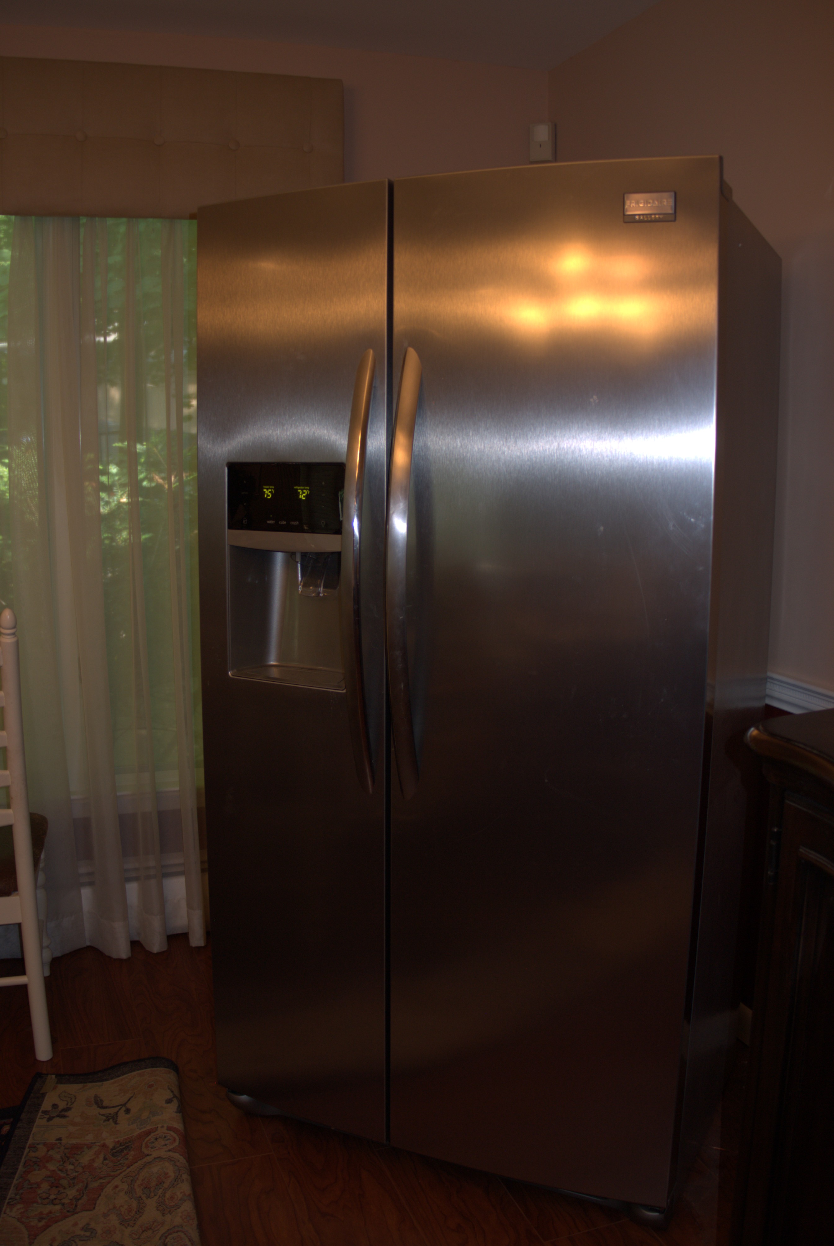 Pennysaver Frigidaire Gallery Fghc2331pf Refrigerator Used Covered Under Extended Warranty In Rockland New York Usa
