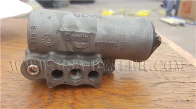 D2 BENDIX 275491- GOVERNOR