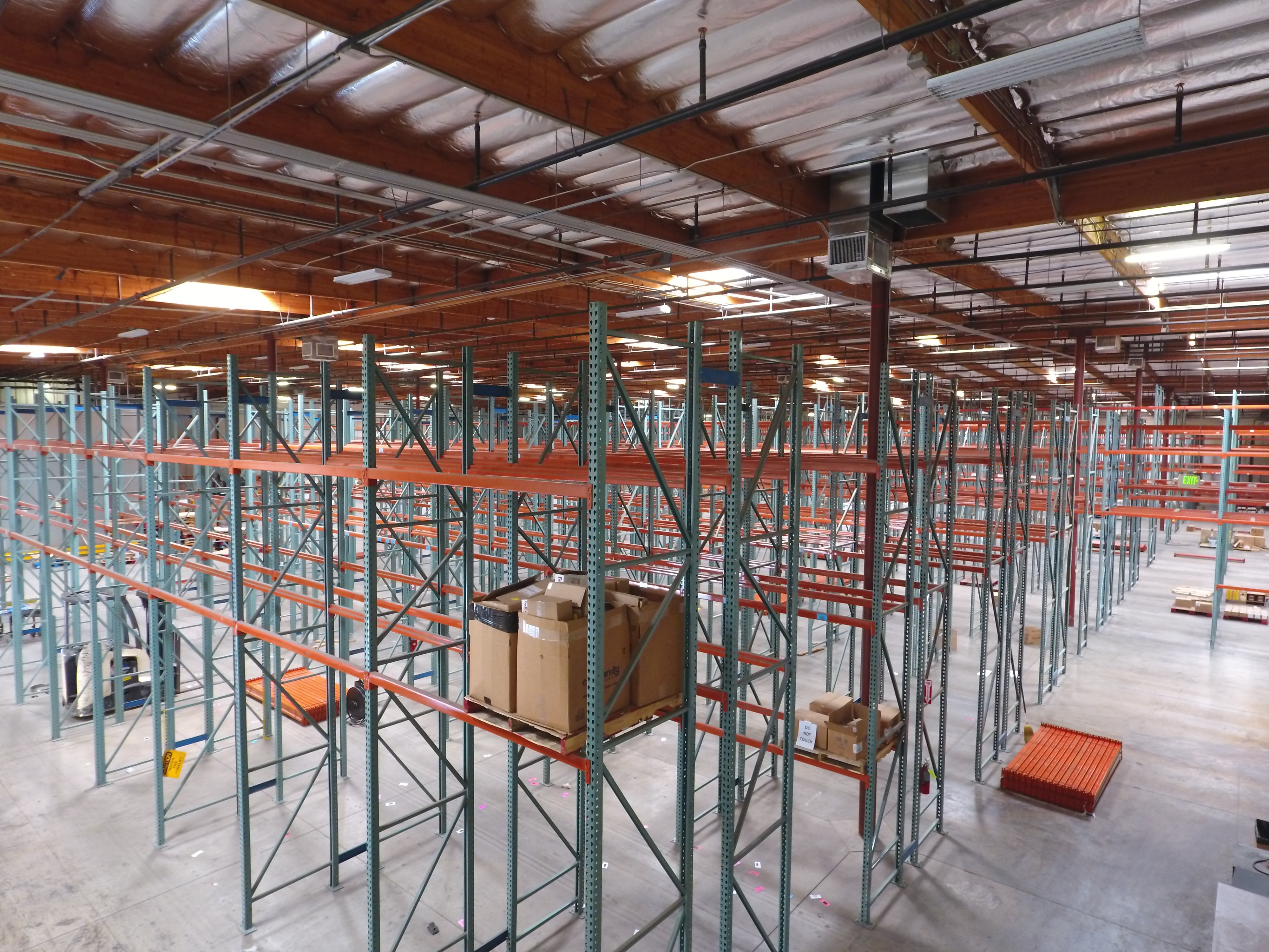 WAREHOUSE CLOSING  NEED TO SELL LARGE AMOUNT OF USED RACKS-ORANGE COUNTY
