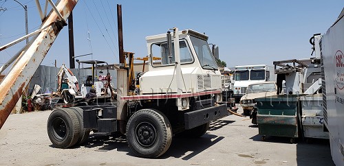 1986 OTTAWA YT-30 YARD GOAT/TRACTOR