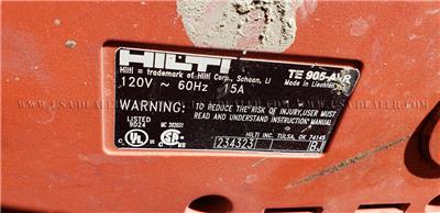 HILTI TE 905-AVR HEAVY DUTY DEMMO HAMMER W/CASE AND 3 BITS
