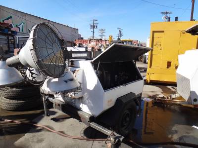 COLEMAN MH-40000L LIGHT TOWER