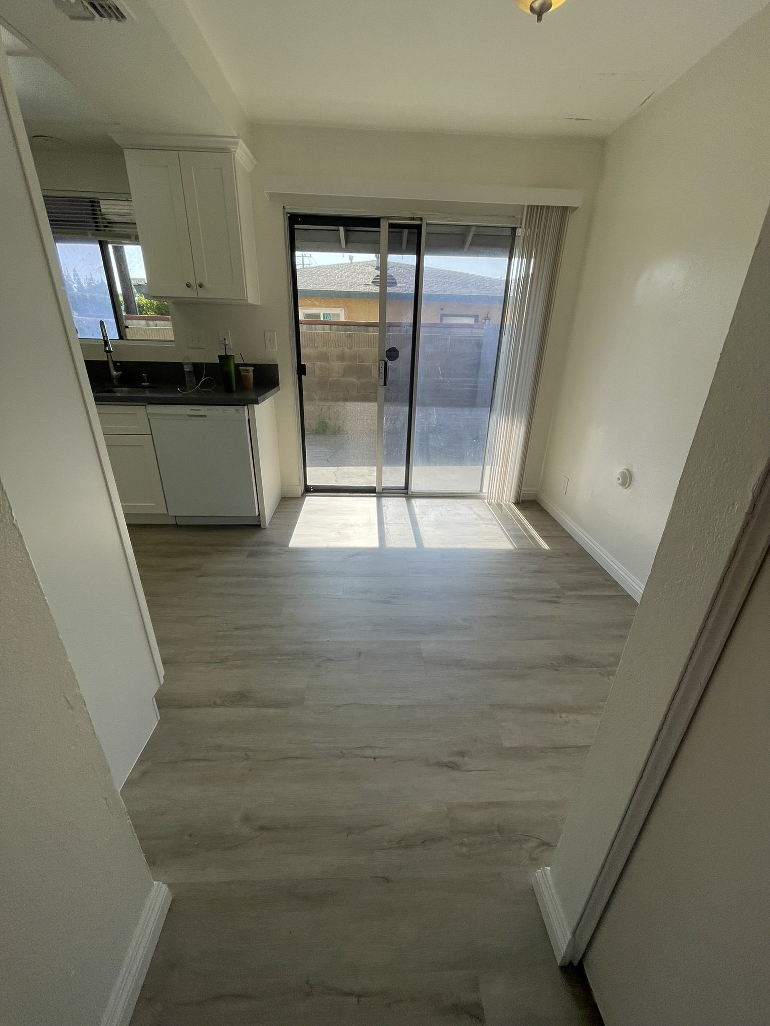 2 bedroom 2 bathroom apartment for rent in Rosemead
