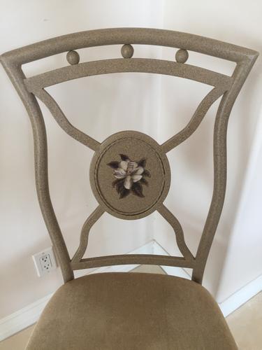 GLASS TOP  METAL DINETTE SET - Great Condition!!