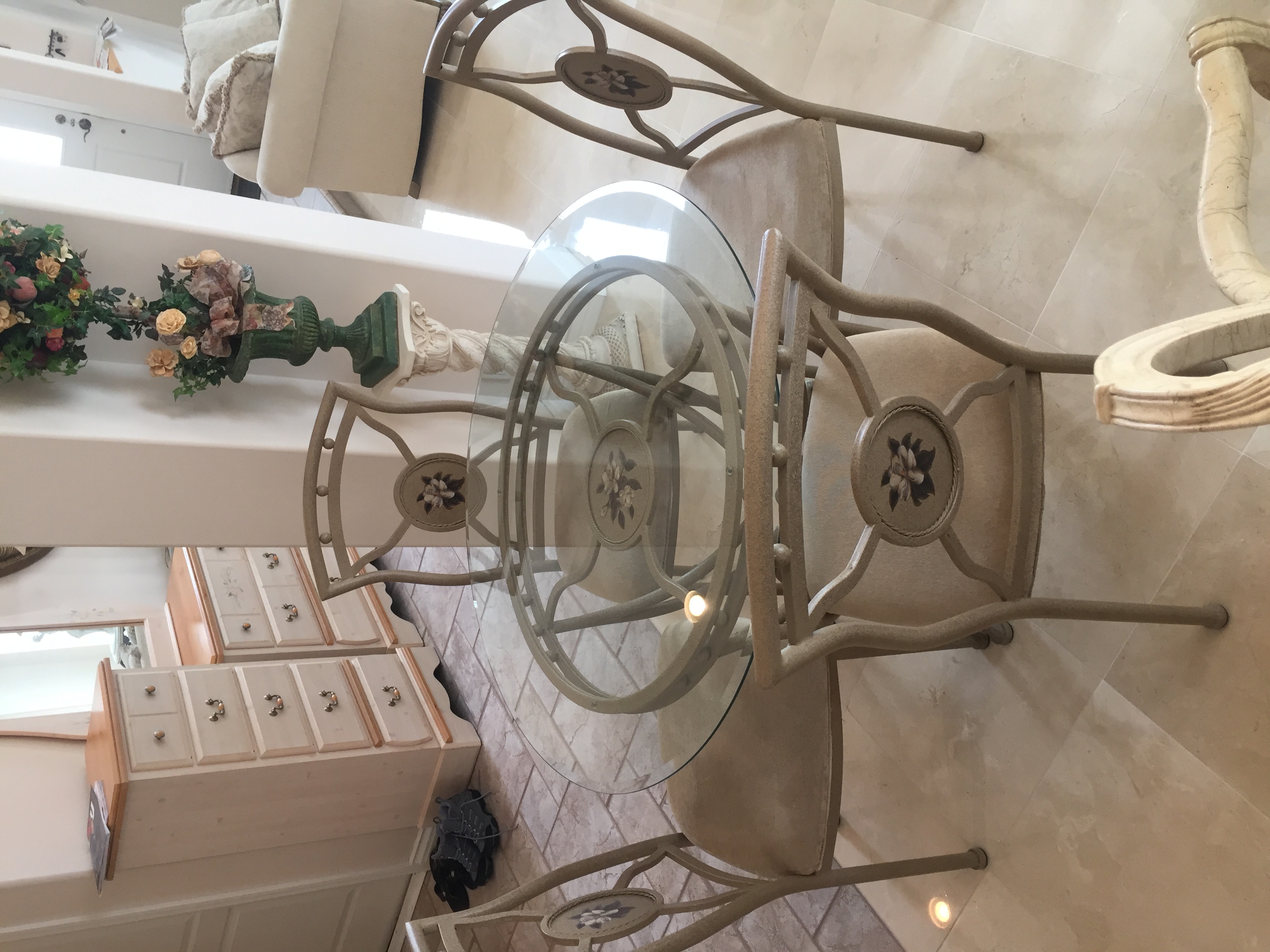 GLASS TOP METAL DINETTE SET - Great Condition!!