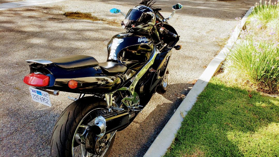 1994 Kawasaki ZX7R With 900 CC Engine