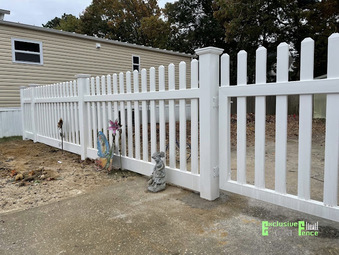 Fence Companies near Coram - Exclusive Fence Company