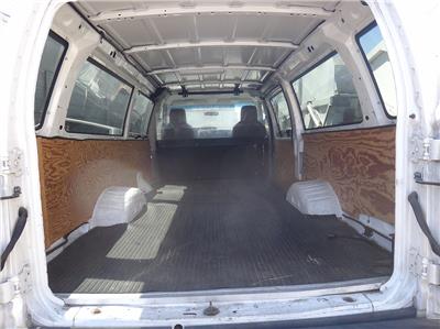 2009 FORD E-350 SD VAN