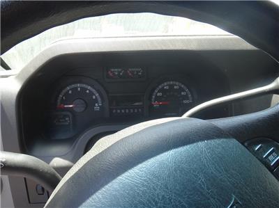 2009 FORD E-350 SD VAN