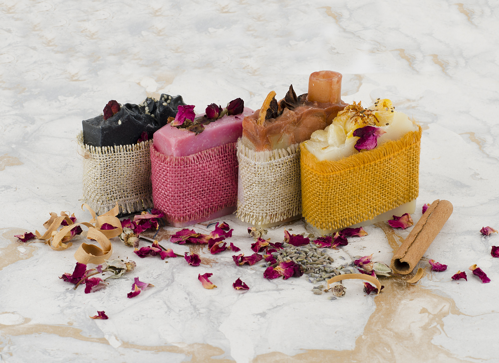 Private Label Organic Cosmetics Manufacturer - Quinta Essentia Organic