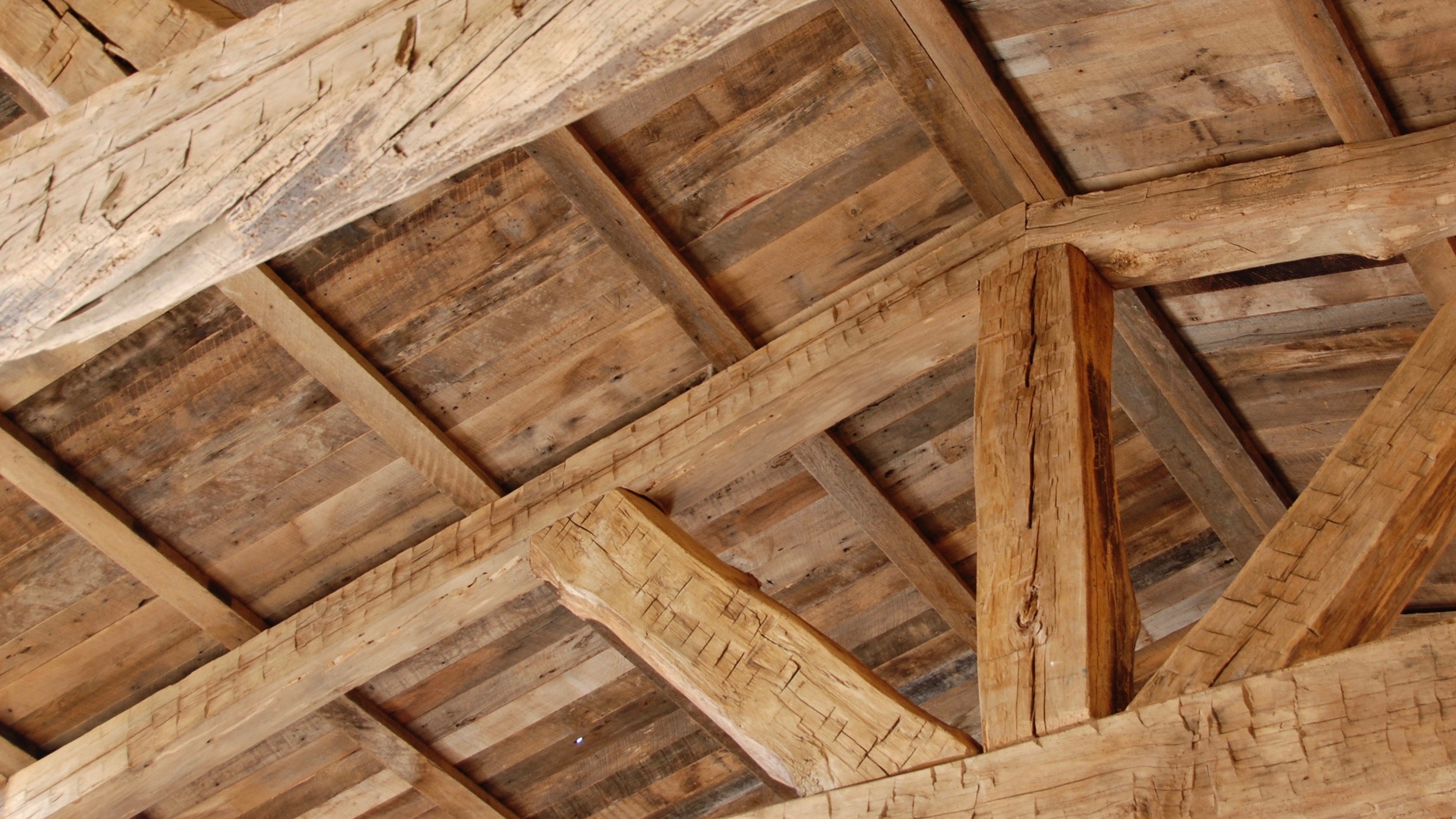 Vintage Timberworks - Antique Timbers, Planking, and Flooring
