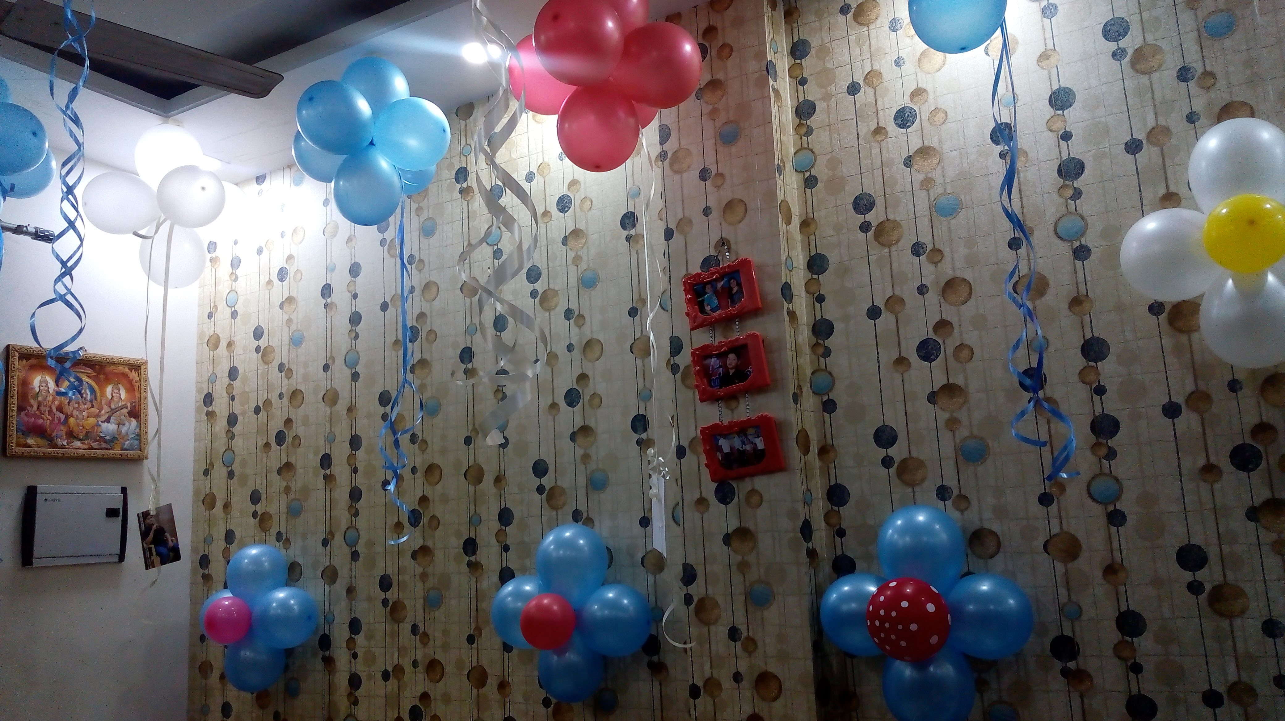 Pennysaver Anniversary Balloon Decoration In Delhi Ncr In Pike