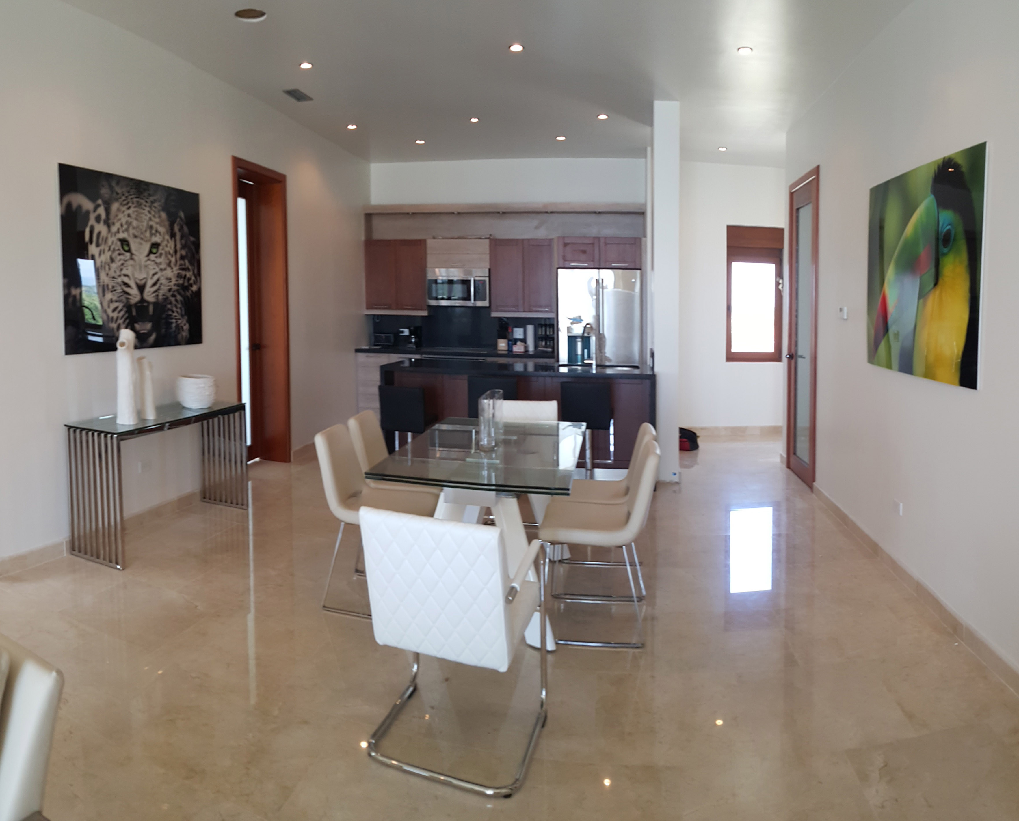 Copal Beach: Luxury condos available at special price! (Belize)