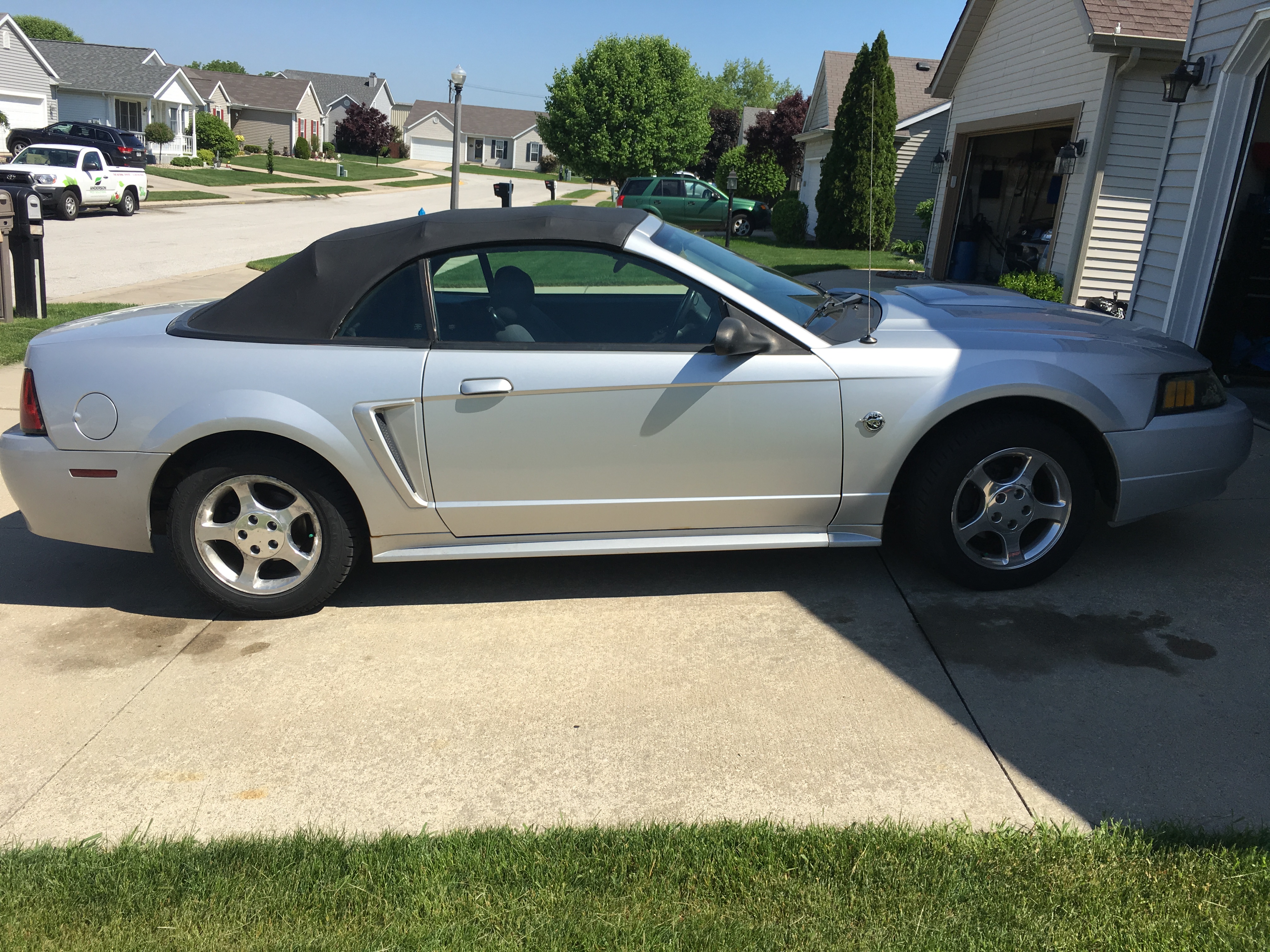 2004 Ford Mustang Convertible 3.9L V6