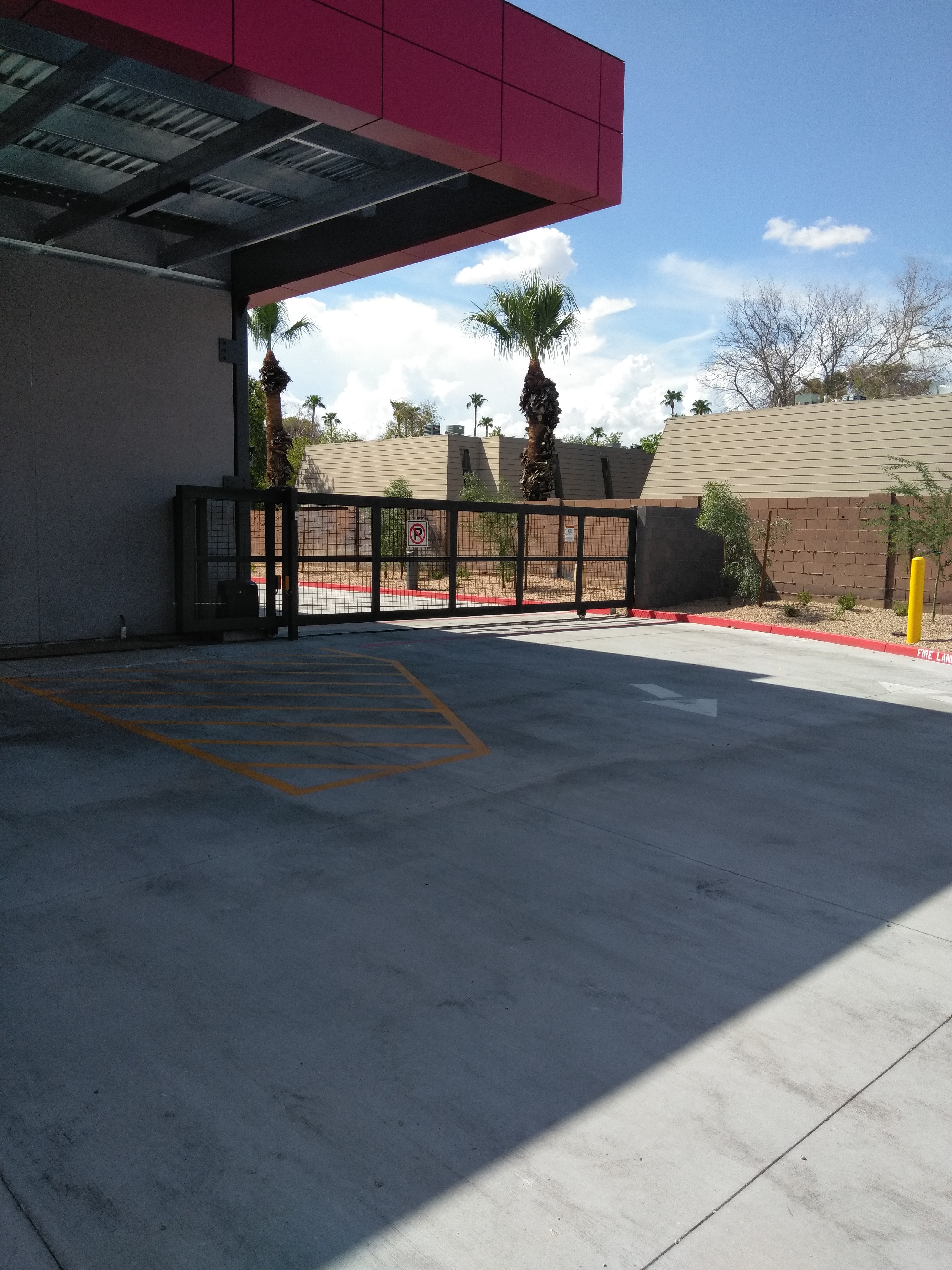 NEED A STORAGE UNIT? MAKE A RESERVATION ONLINE
