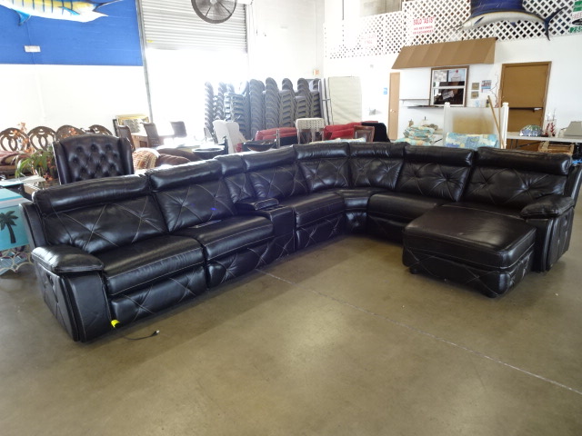 Estate Furnishings, Home Decor, '07 Toyota Camry LE   Auction July 25th 5:30pm