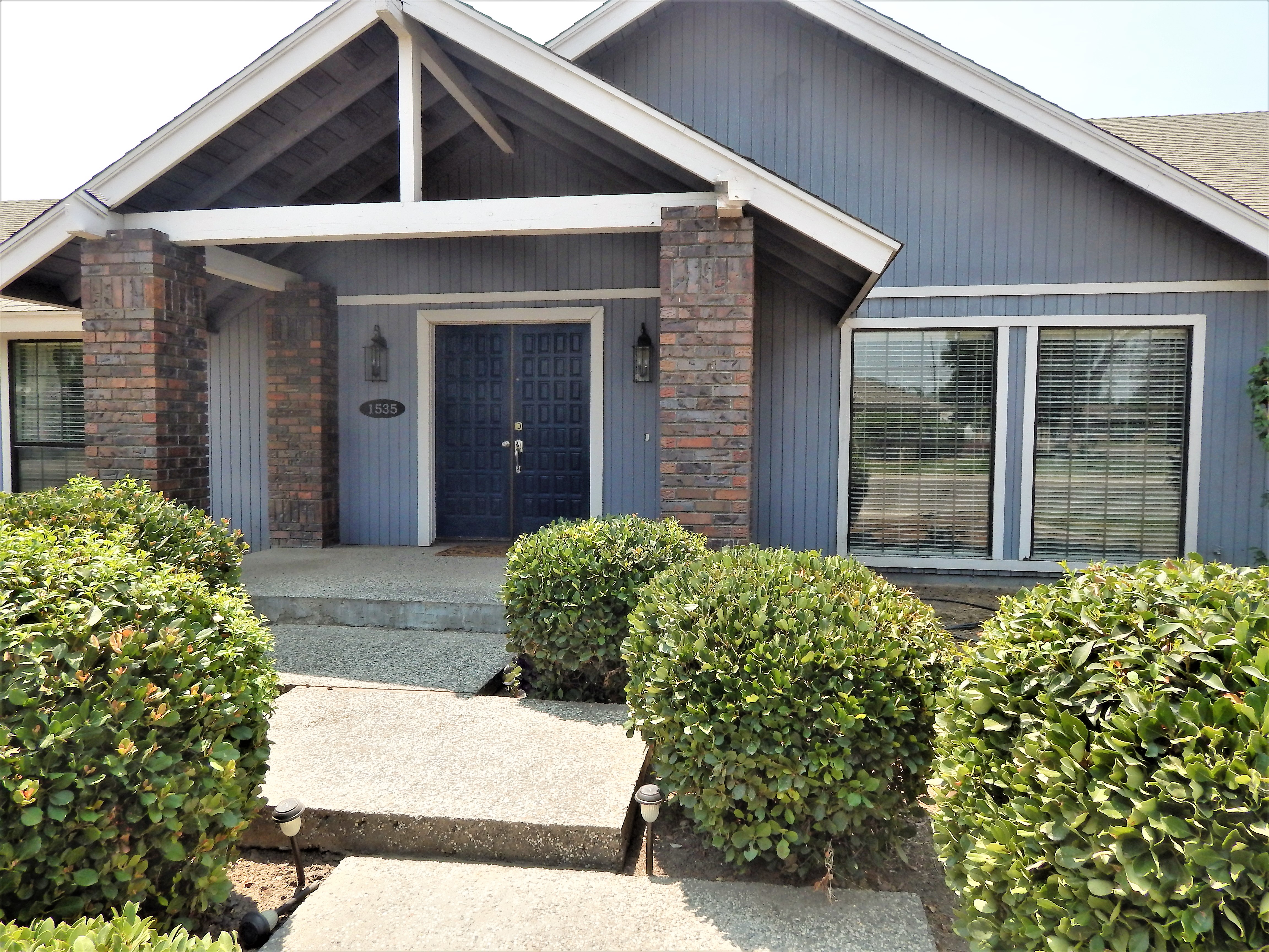 Home Sweet Home!  For Sale, $289,000.  1535 West Harter Avenue, Visalia, Ca 93277