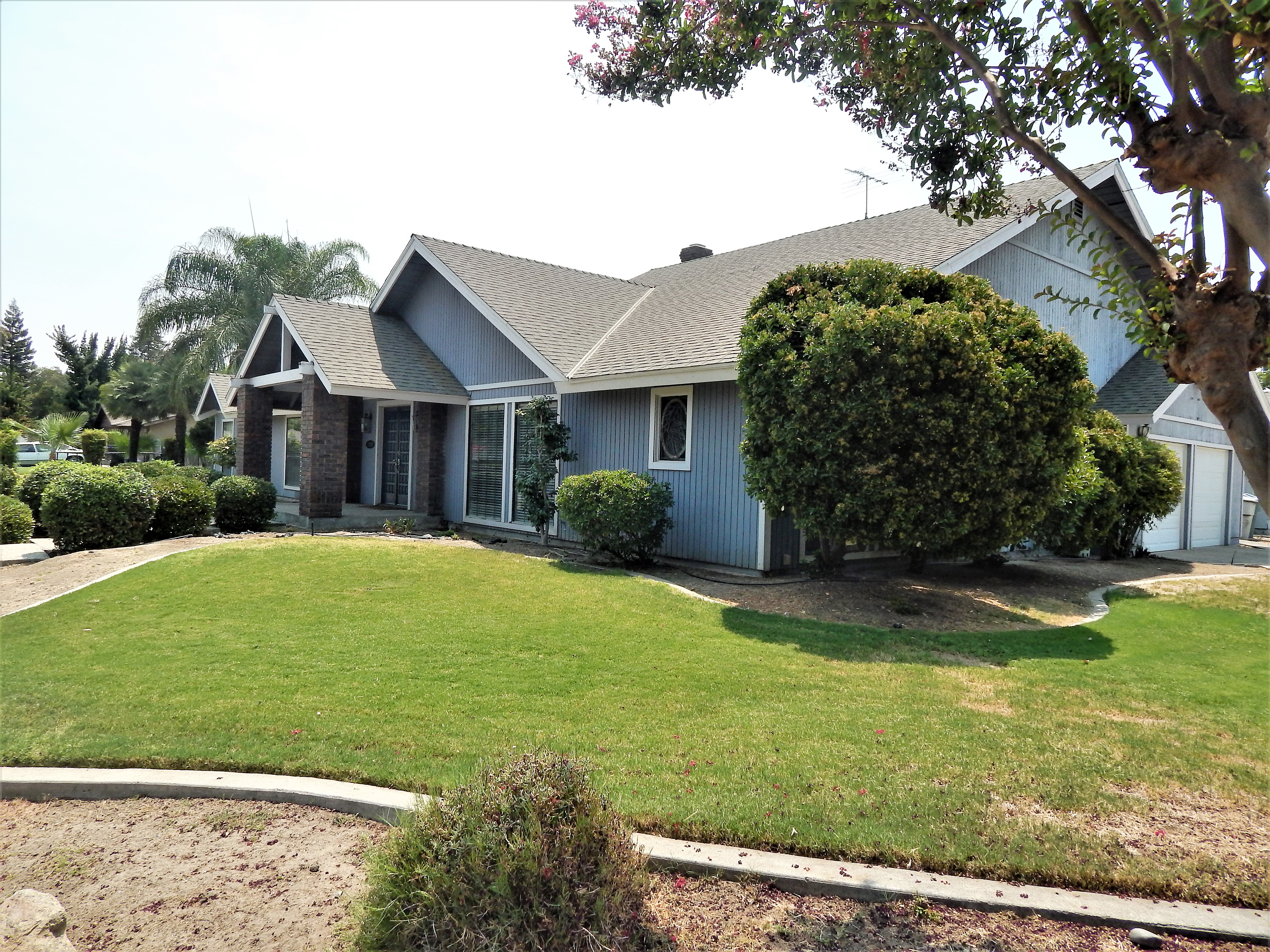 Home Sweet Home!  For Sale, $289,000.  1535 West Harter Avenue, Visalia, Ca 93277