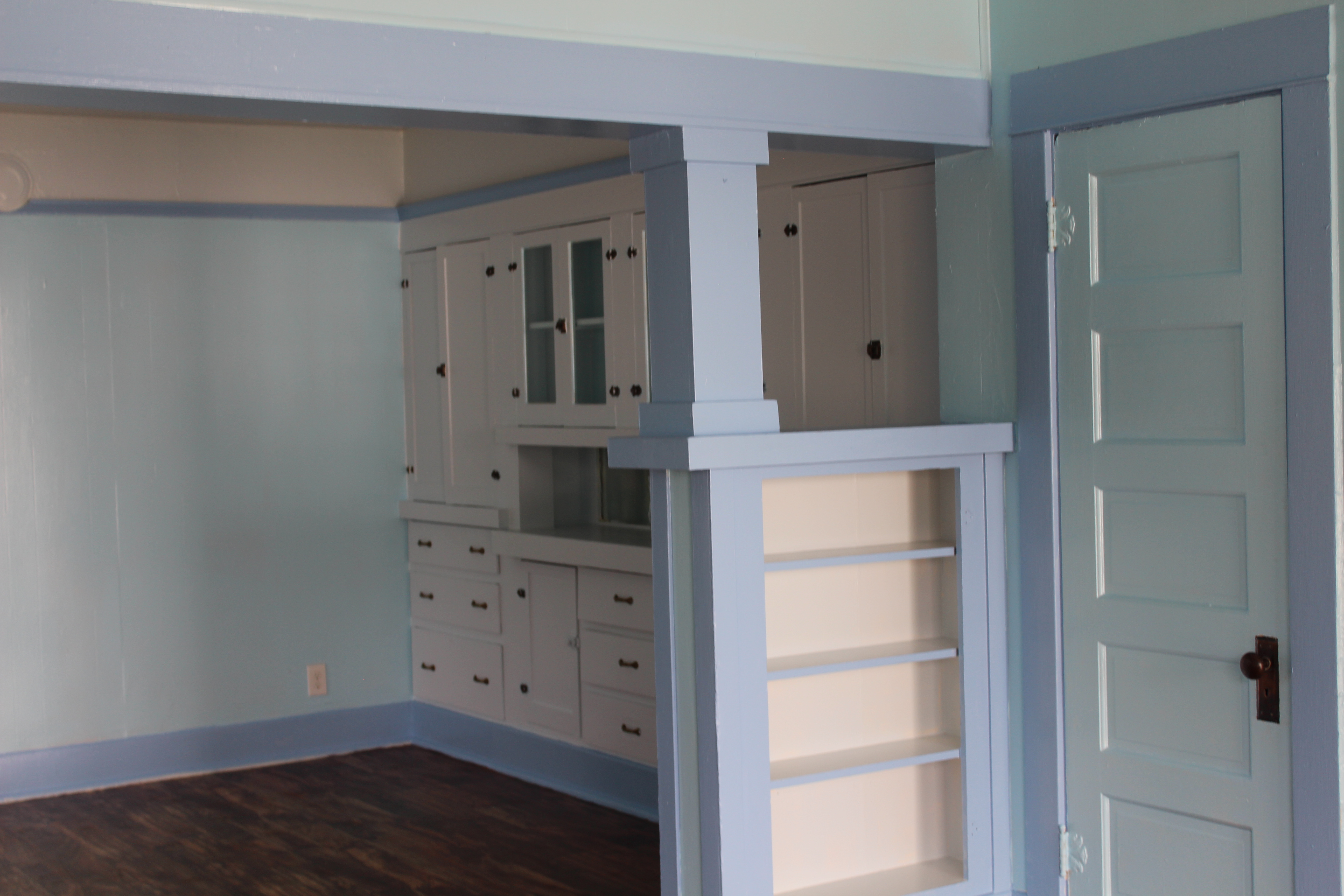 El Monte - Vintage 1 bed/1 bath Apt. Ready for move in.