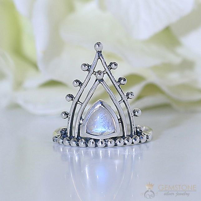 Moonstone gemstone ring