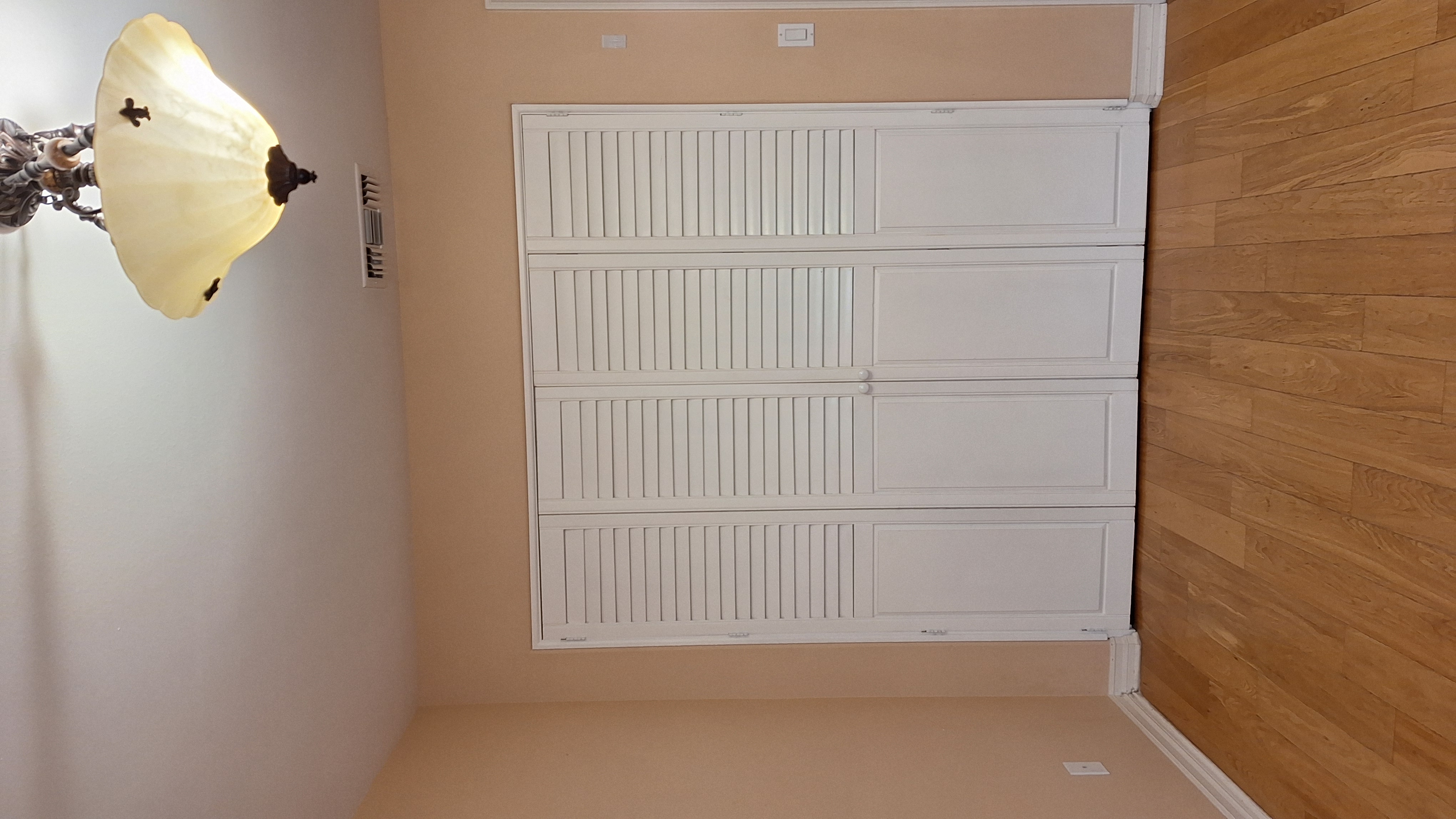 Room with large closet for rent.