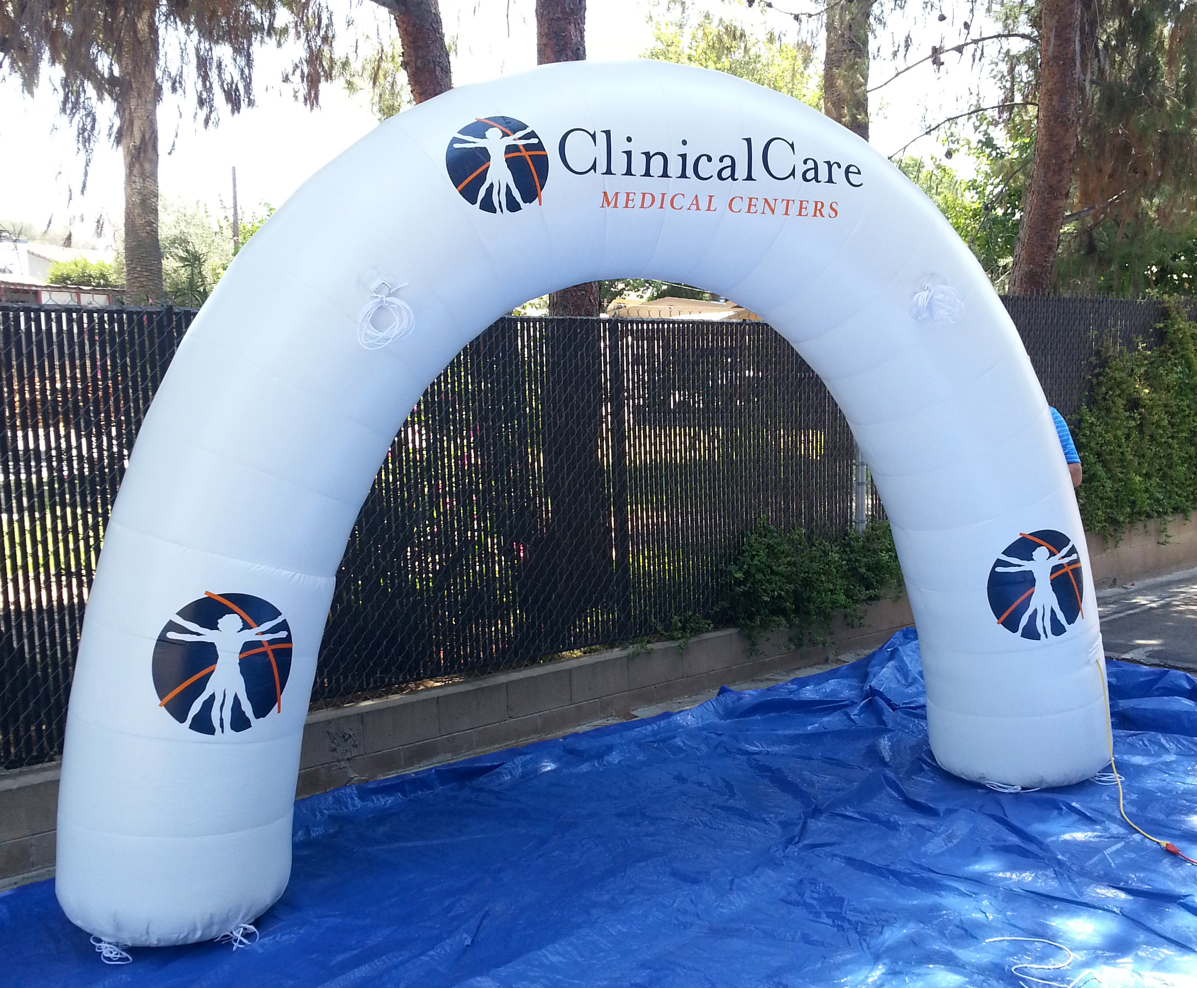 Add a special touch to your event or brand in J.D's Inflatable Arches & Tunnels