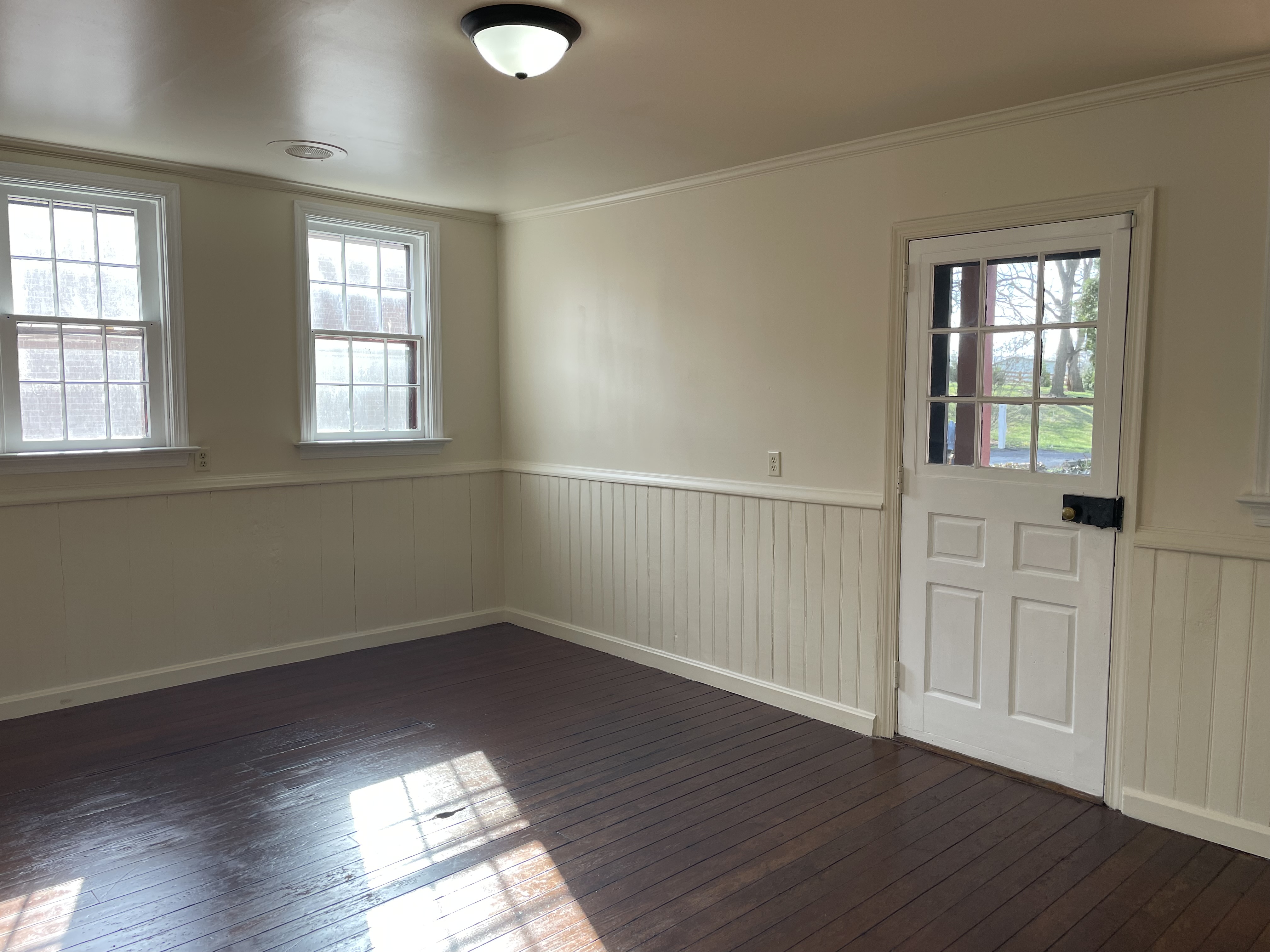FOR RENT - 2688 Old Philadelphia Pk. Bird In Hand, PA 17505