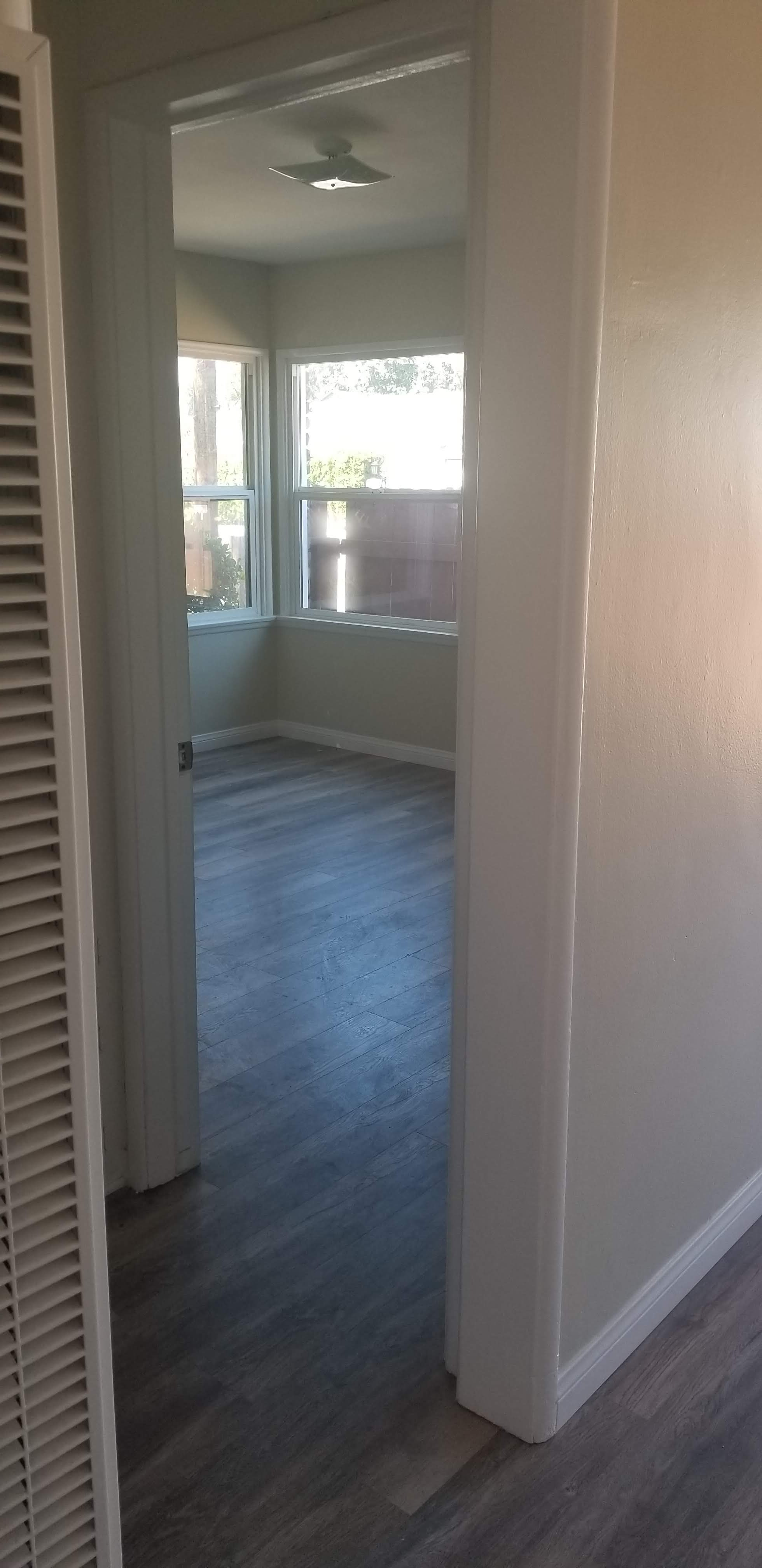 1 bed 1 Bath - Garden Unit with Private entry - Valley Village