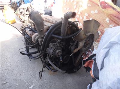 CUMMINS ENGINE WITH TRANSMISSION