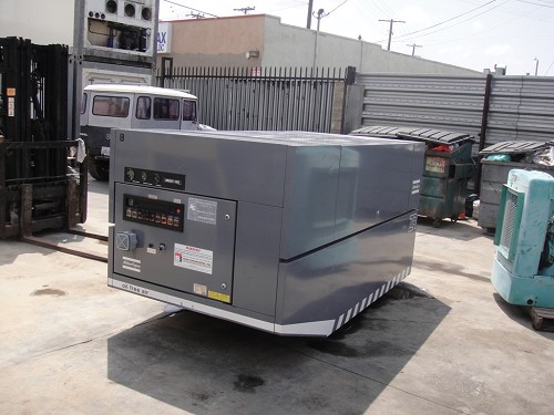 ATLAS COPCO AIR COMPRESSOR, YEAR 1992, SERIAL 10832-92, 38506 HOURS, 60HP