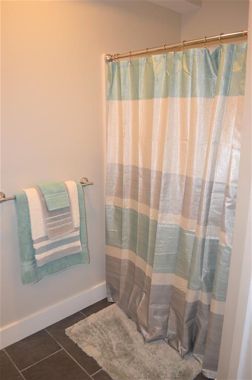 2 bedroom unit at the Gateway Luxury Apartments - Portsmouth's new standard of living. (Unit 209)