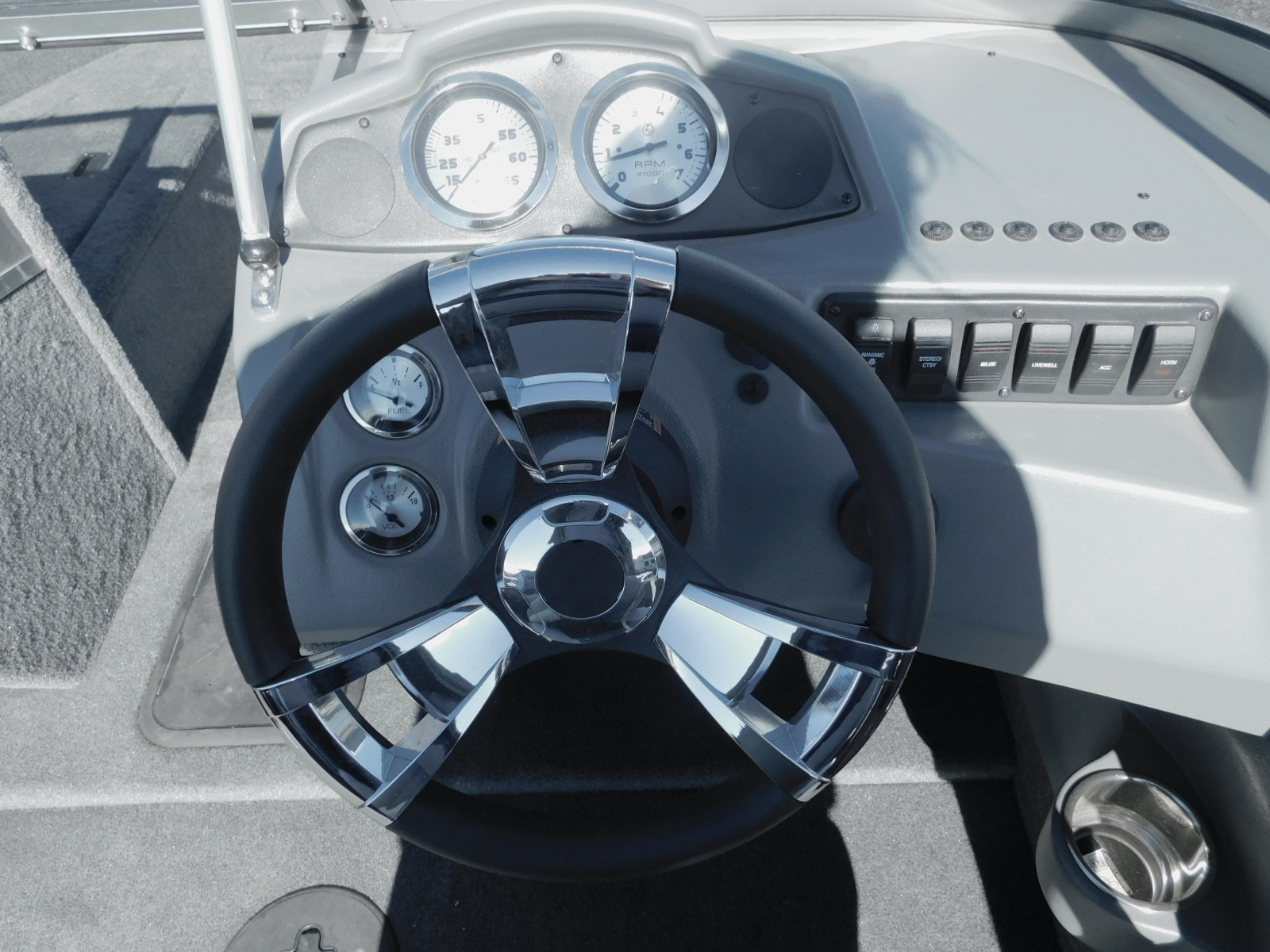 2018 MirroCraft Aluminum Fishing and Play Boat