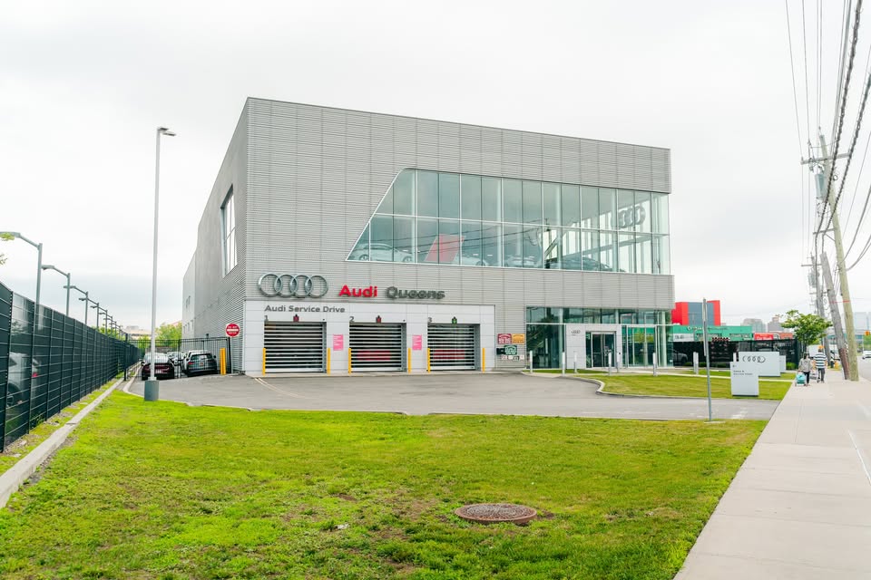 Audi Queens