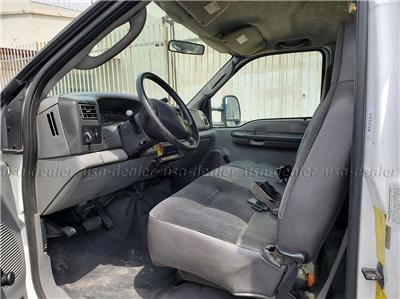 2003 FORD F550 BUCKET TRUCK