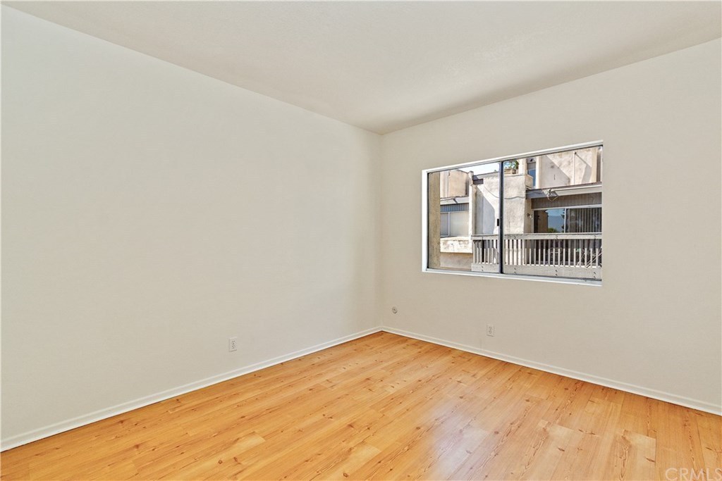 Montebello Room for Rent
