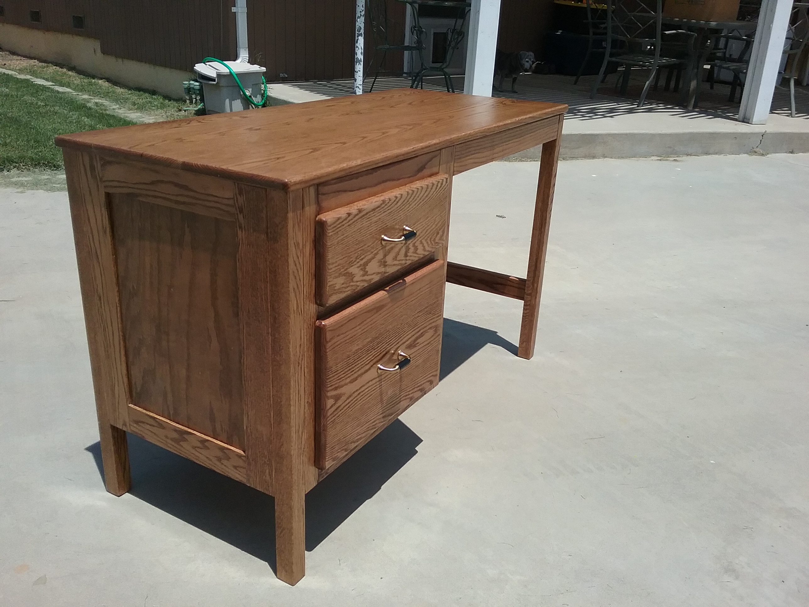 WRITING DESK PRICED TO SELL