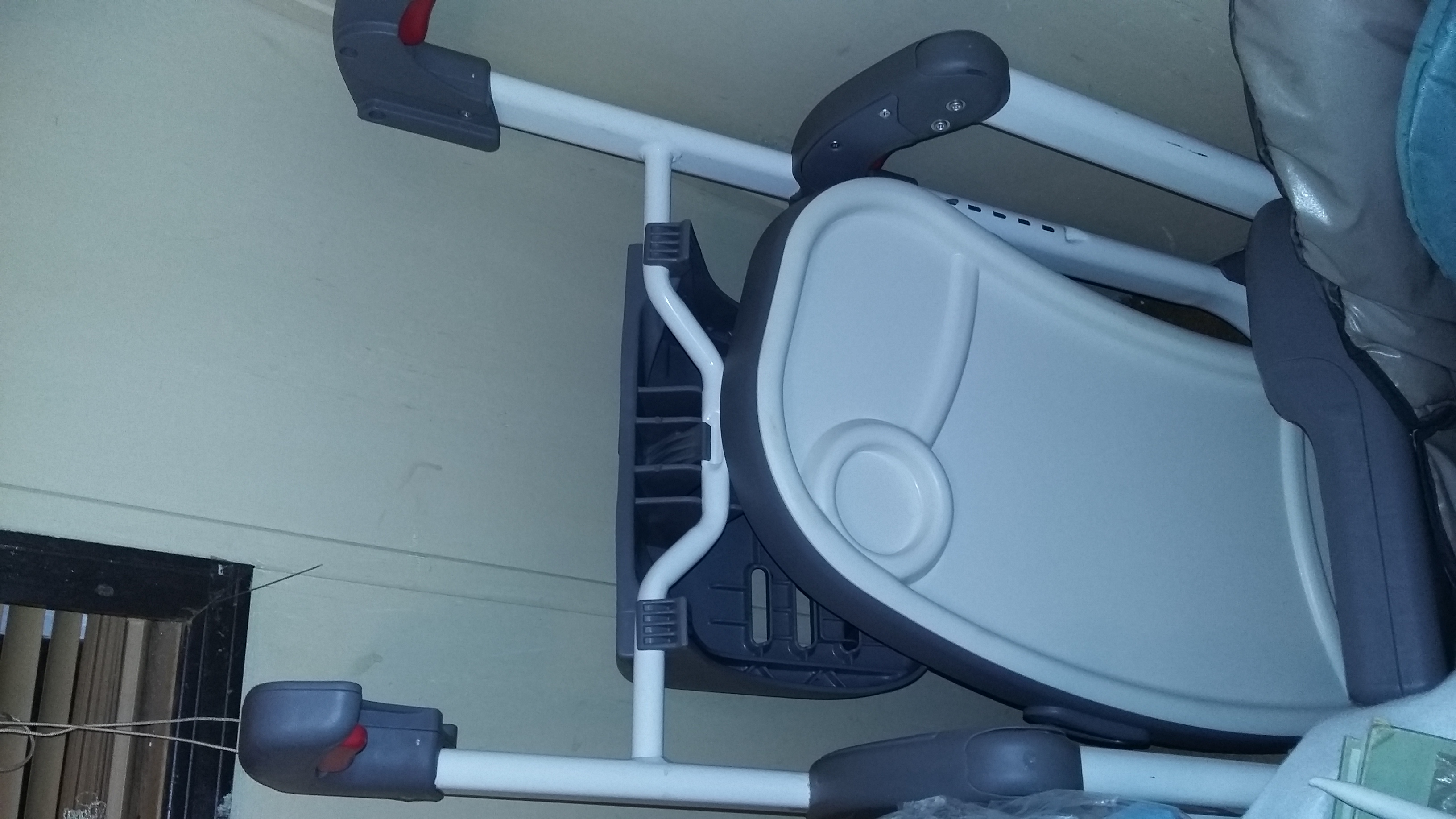 Graco duo high chair Booster seat with  removeable tray.