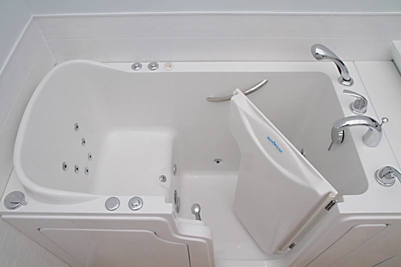 NEW SAFE STEP TUB