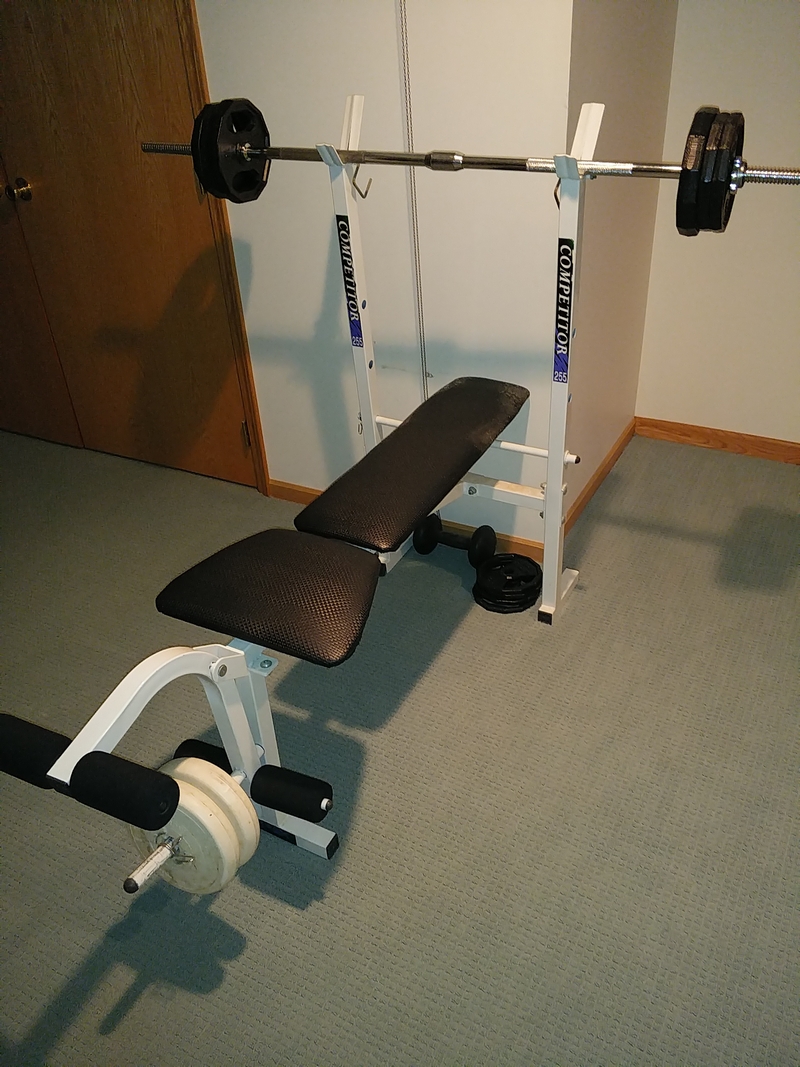 Pennysaver Weight Bench With Weights In Cook Illinois Usa