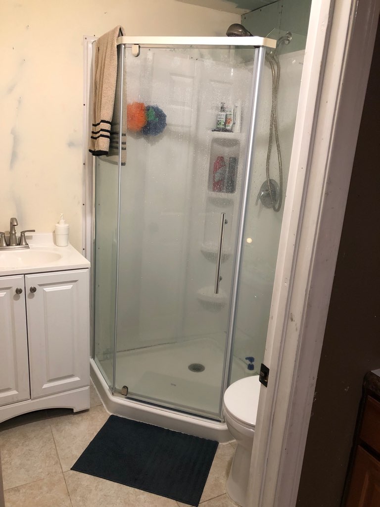 Guest house for rent in sylmar