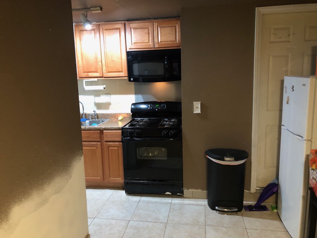 Guest house for rent in sylmar